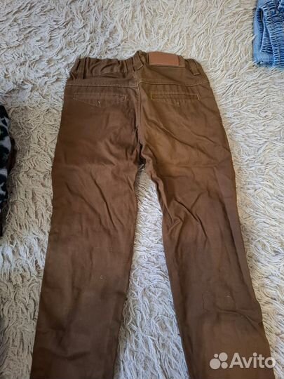 Джинсы коричневого цвета