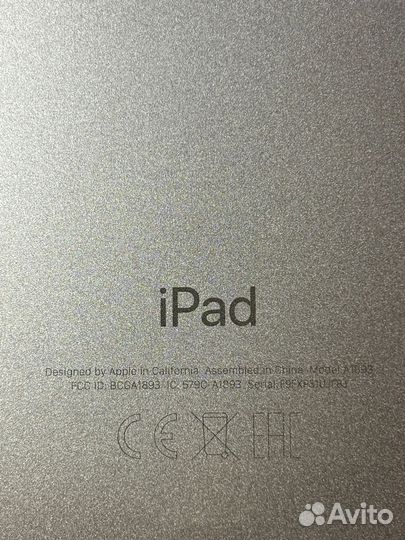 Планшет iPad 9.7