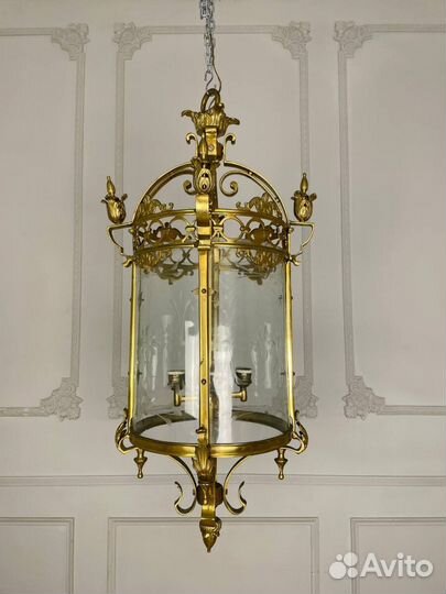 Антикварный фонарь