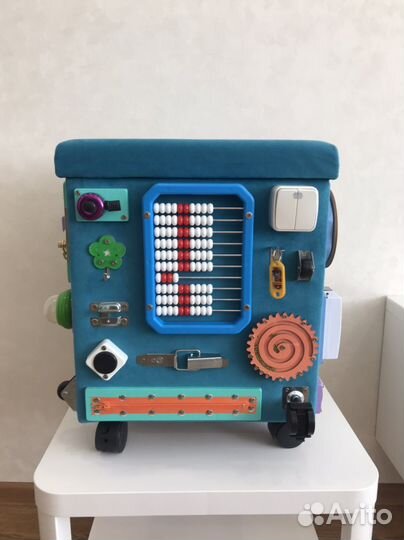 Бизиборд-Пуфик