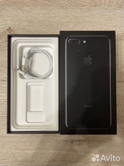 Телефон iPhone 7 plus 32GB