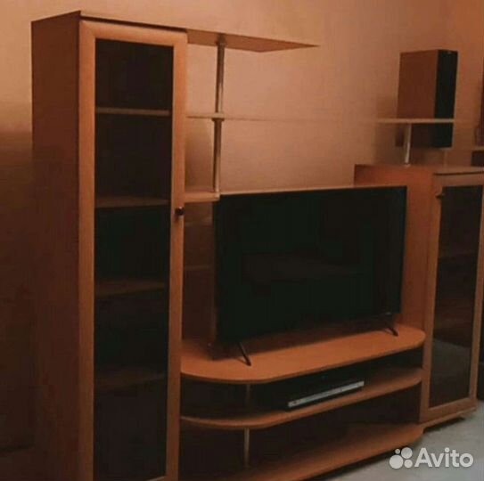 Стенка в гостиную б/у