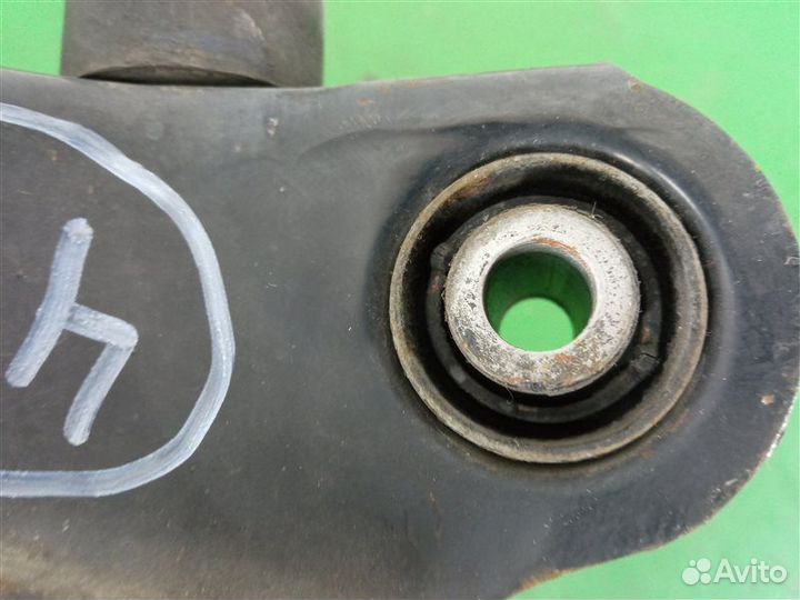 Рычаг подвески задний правый Mazda Premacy crew