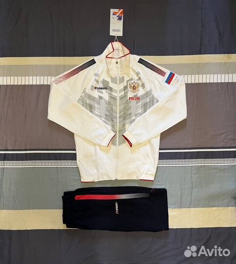 Новый оригинальный парадный костюм forward