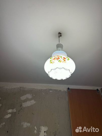 Люстры потолочные