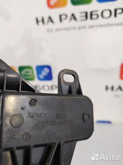 Педаль газа Mitsubishi Pajero Sport 2 4D56 2011