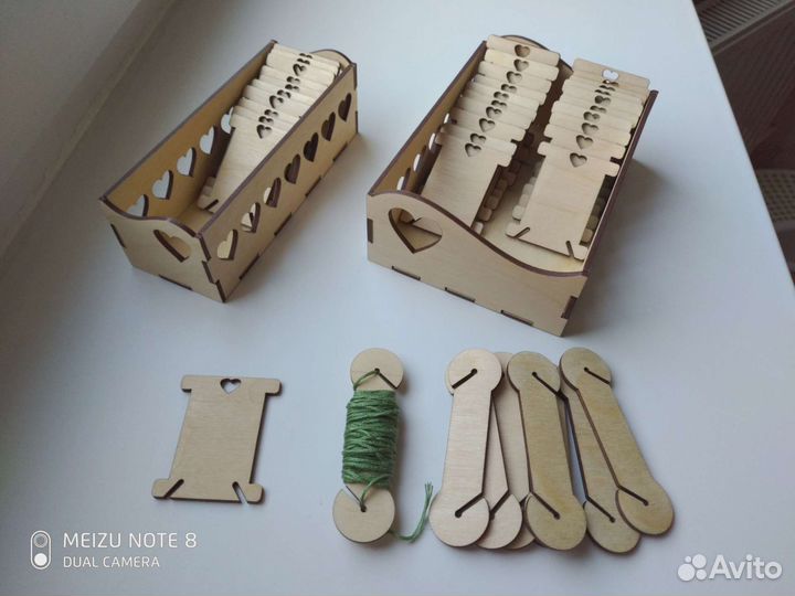 Бобинки для мулине, бобины и коробочки для мулине