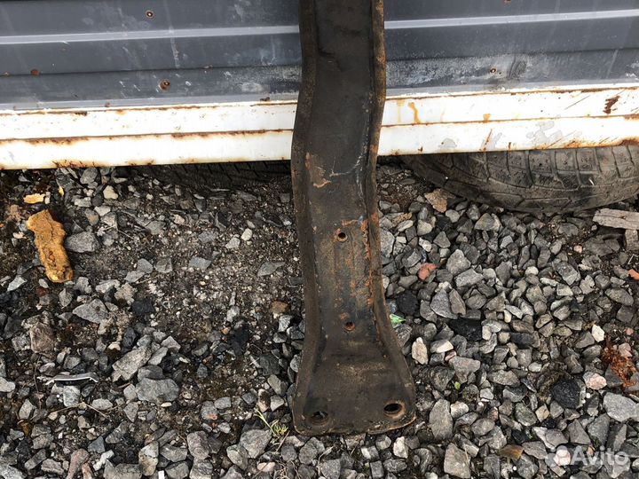 Балка продольная Mitsubishi Galant EA