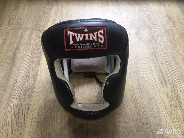 Боксерский шлем Twins M