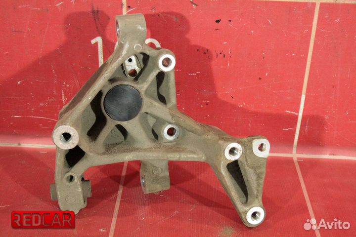 Кулак поворотный задний левый Volkswagen Tiguan (1