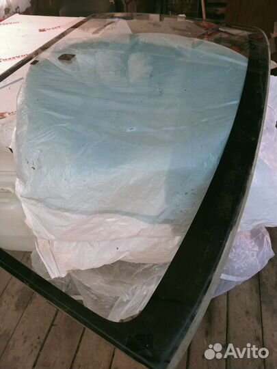 Лобовое стекло mitsubishi pajero sport 2015