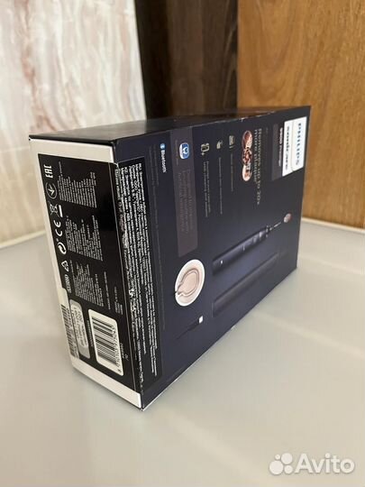 Электрическая зубная щетка Philips новая