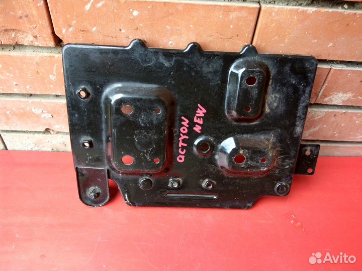 Подставка под акб Ssang Yong Actyon New