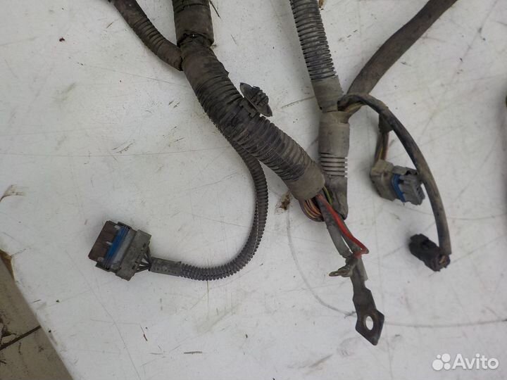 Проводка моторного отсека на Peugeot 307