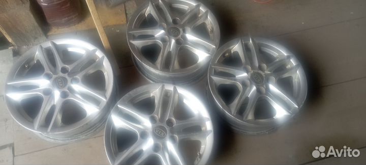 Продам литые диски