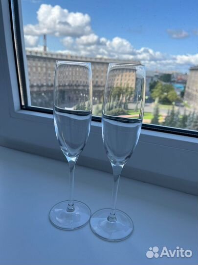 Бокалы для шампанского