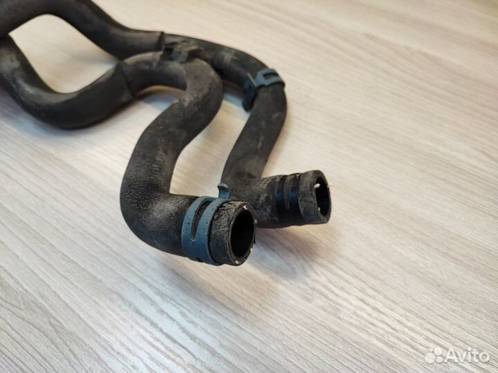 Патрубок системы охлаждения Volkswagen Polo