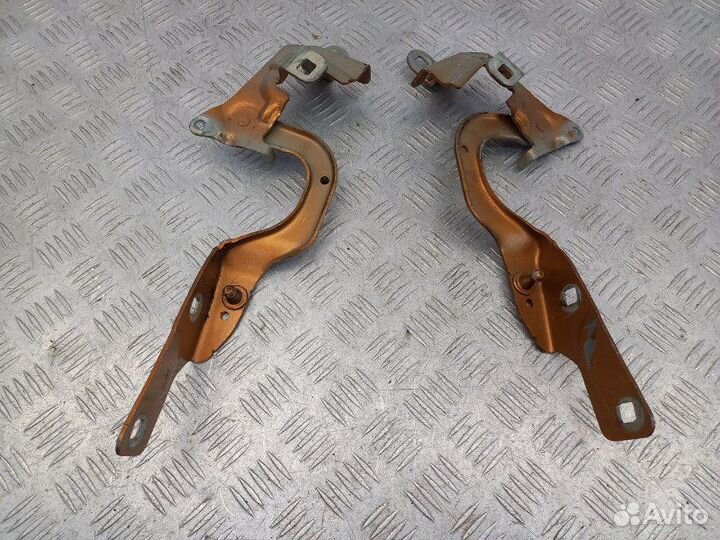 Петля капота (пара) Renault Kaptur J5 1.5 K9KE638