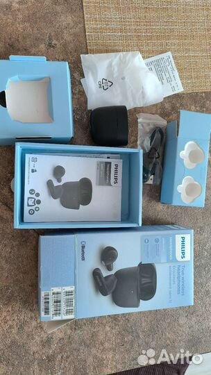 Беспроводные наушники Philips
