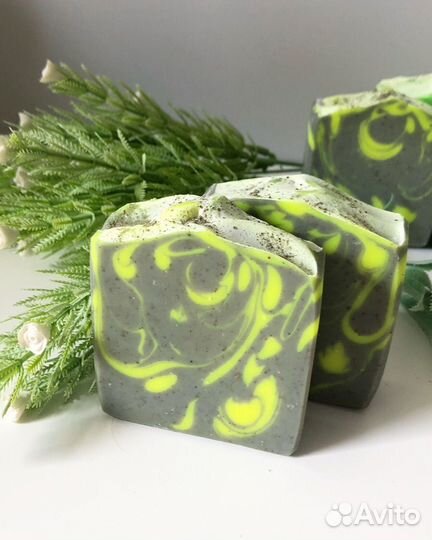 Натуральное мыло-скраб ручной работы