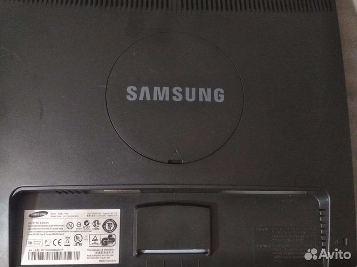 Монитор Samsung syncmaster 743 n