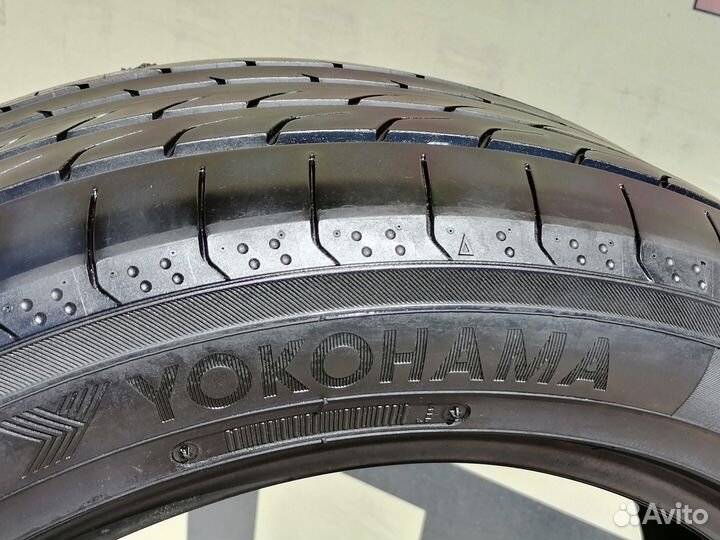 Yokohama BluEarth RV-02 235/50 R18