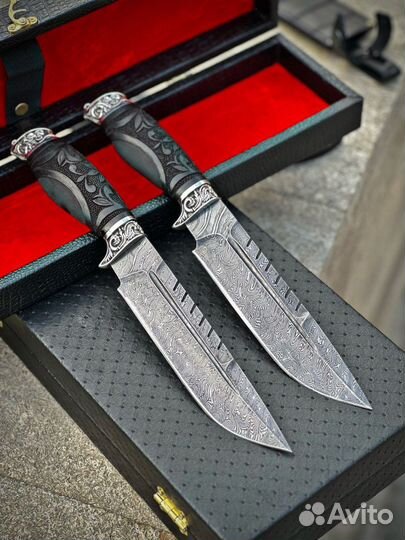 Нож из дамасской стали