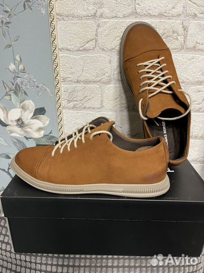 Кеды мужские нубук. Новые. 40 р