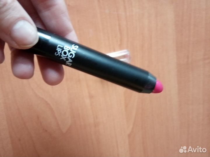 Супер устойчивая помада -карандаш Корея