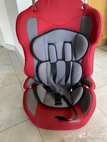 Автомобильное детское кресло