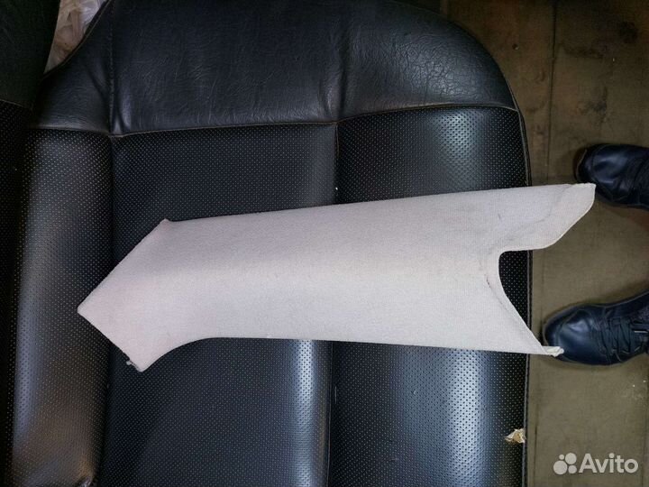 Обшивка стойки задняя левая Volkswagen Passat B5