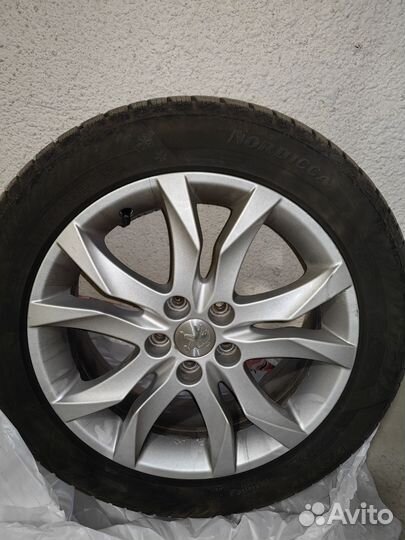 Колеса в сборе r17 зимние Peugeot