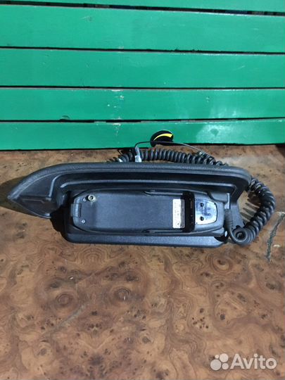 Поставка телефона Mercedes W220