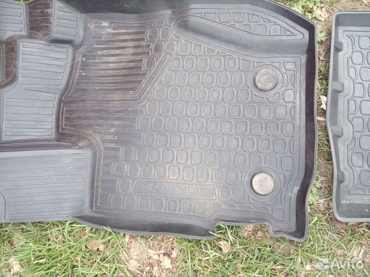 Ковры салона Рено Каптюр
