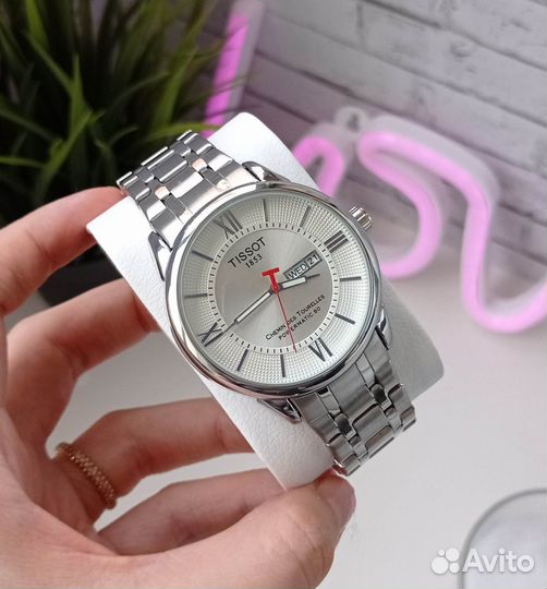 Часы мужские солидные