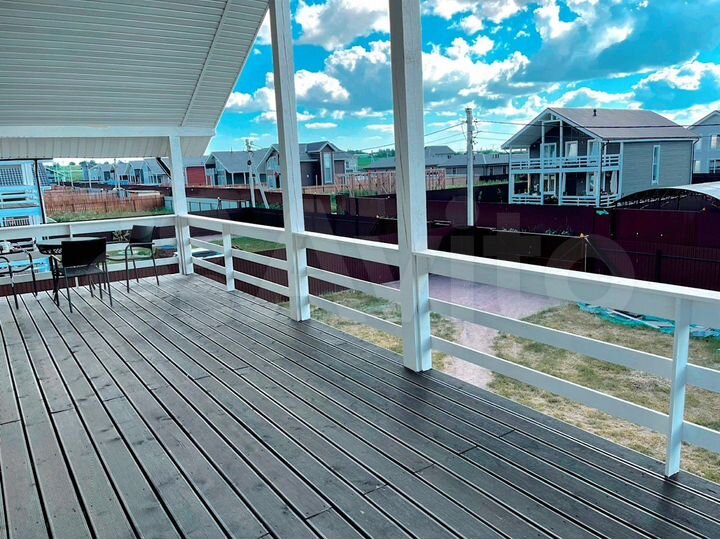 Дом 240 м² на участке 9,1 сот.