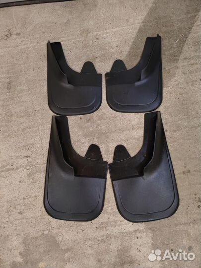 Брызговики chevrolet tahoe III (900) комплект