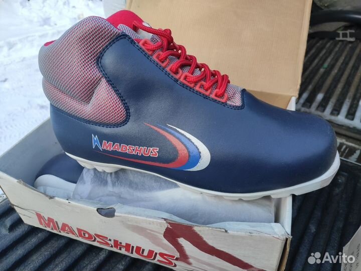 Ботинки лыжные для беговых лыж NNN 75 мм Rossignol