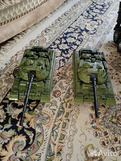 Игрушки военная техника, танки