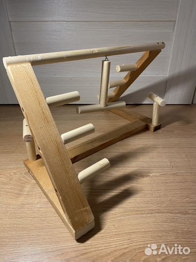 Стенд для попугая