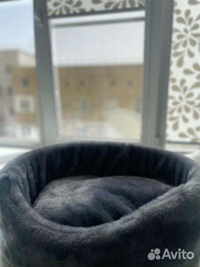 Лежанка для собак и кошек