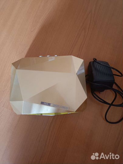 Уф лампа для ногтей и лаки