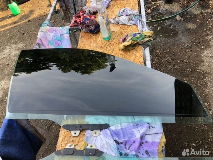 Стекла передние Honda Accord 7