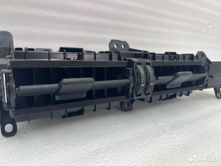 Воздуховод центральный передний Toyota Corolla