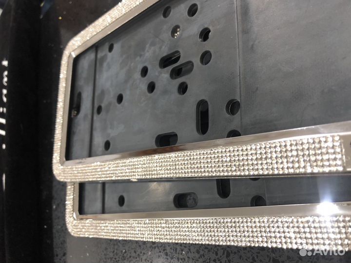 Номерные рамки MBrilliant