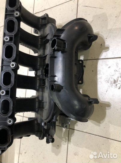 Впускной коллектор Bmw 5 F10 N52
