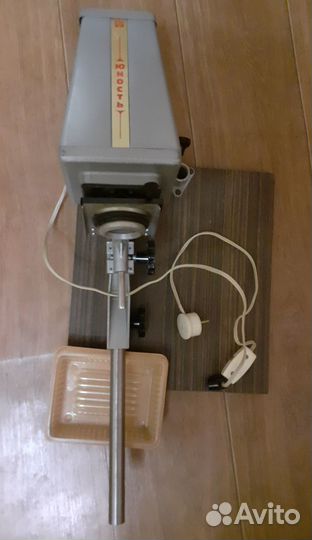 Фотоувеличитель юность