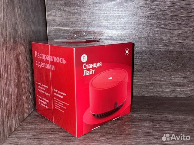 Умная колонка,Яндекс станция с Алисой новая