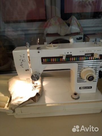 Швейная машина elekta