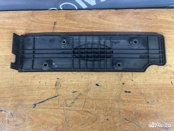 Декоративная крышка двигателя Kia Ceed ED 2009